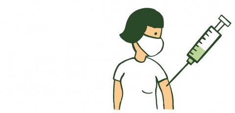 Eine Frau mit Mund-Nasen-Bedeckung wird von einer übergroßen Spritze geimpft.